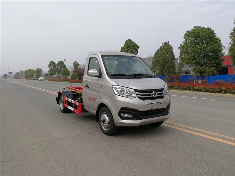 汽油長(zhǎng)安2方3方勾臂垃圾車(chē)