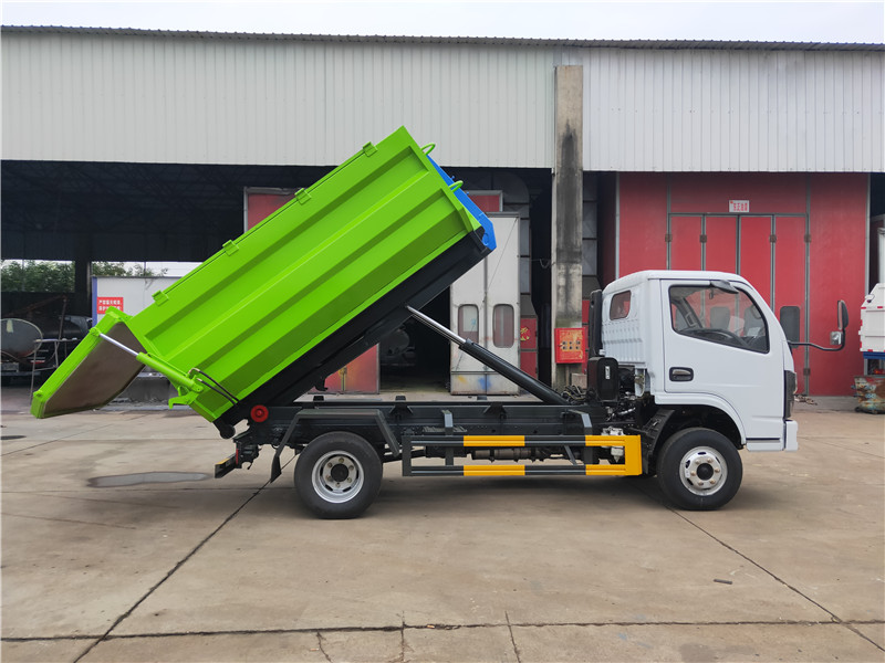 東風(fēng)多利卡5方6方勾臂垃圾車